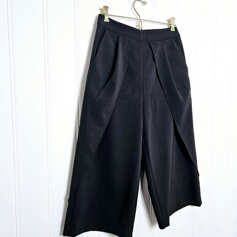 Bebe Black Wrap Wide Leg Pants 4P Petite Back Zipper Pockets Y2K Chic Trend